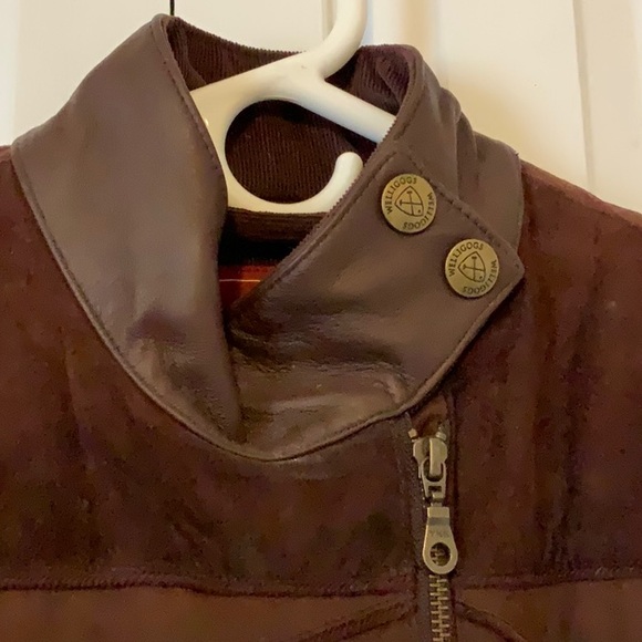 British made leather and suede trimmed vest - Picture 4 of 7